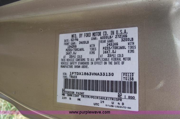 image for item C5673 1997 Ford F150 XLT super cab pickup truck