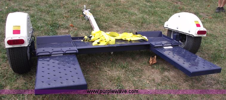 image for item C5674 2011 Towmaster tow dolly