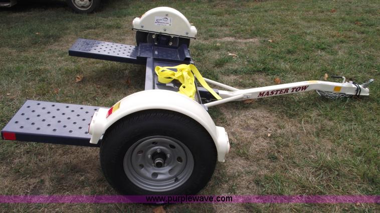 image for item C5674 2011 Towmaster tow dolly