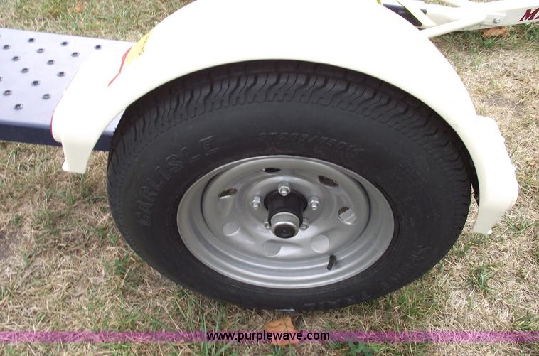 image for item C5674 2011 Towmaster tow dolly