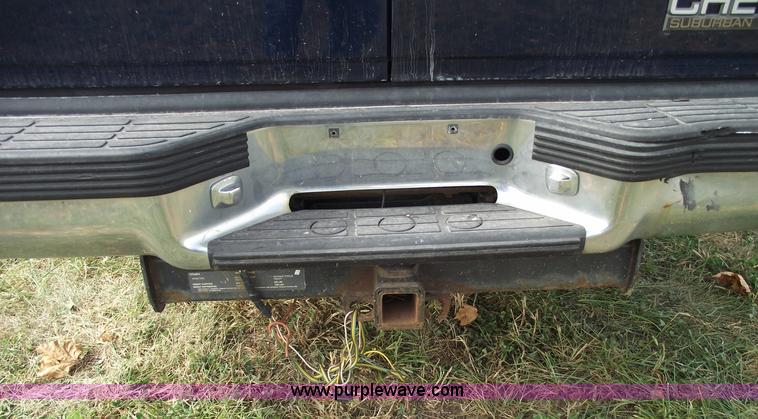 image for item C5676 1998 Chevrolet Suburban 1500 LT SUV