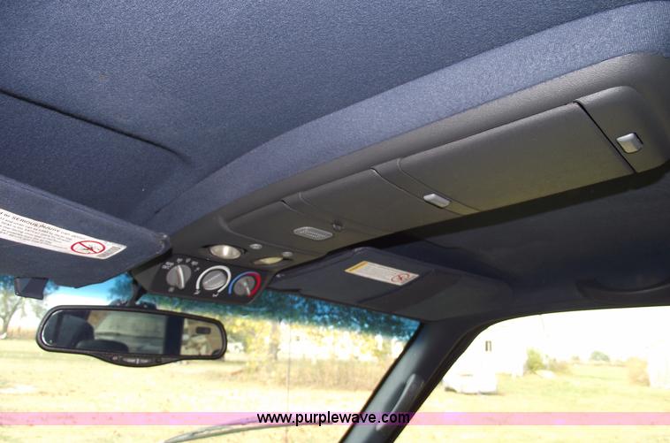 image for item C5676 1998 Chevrolet Suburban 1500 LT SUV