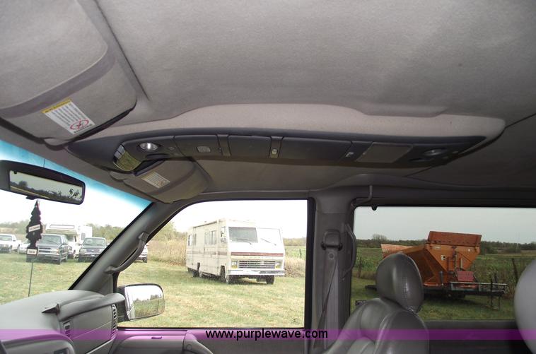 image for item C5677 1999 GMC Safari SLT van