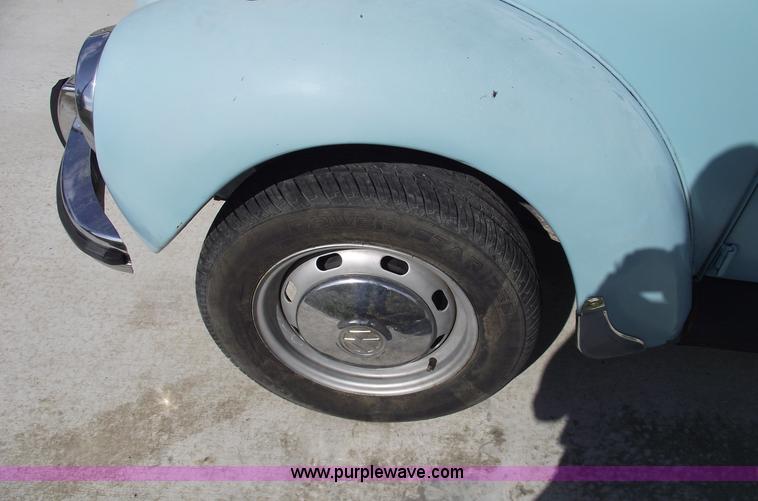 image for item C5679 1972 Volkswagen Beetle