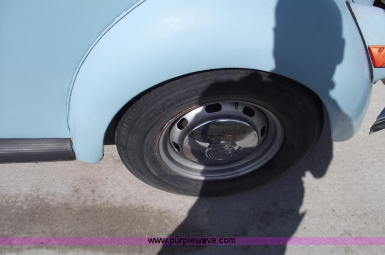 image for item C5679 1972 Volkswagen Beetle