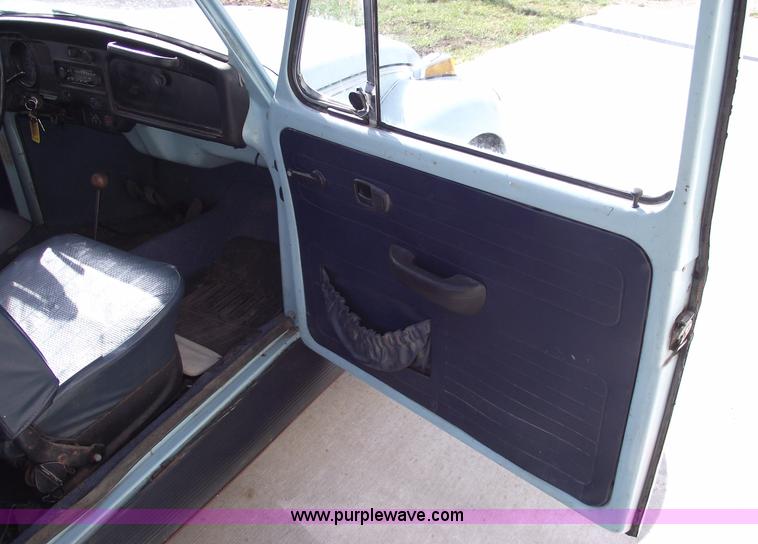 image for item C5679 1972 Volkswagen Beetle