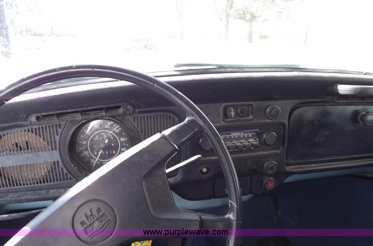 image for item C5679 1972 Volkswagen Beetle