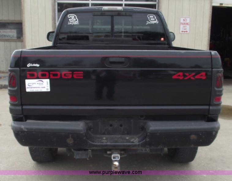 image for item C5681 1998 Dodge Ram 1500 Sport pickup truck