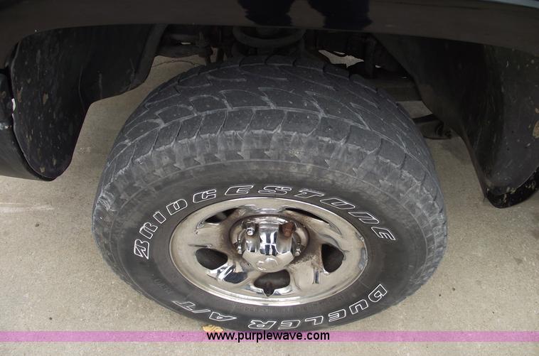 image for item C5681 1998 Dodge Ram 1500 Sport pickup truck