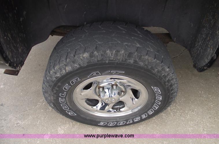 image for item C5681 1998 Dodge Ram 1500 Sport pickup truck