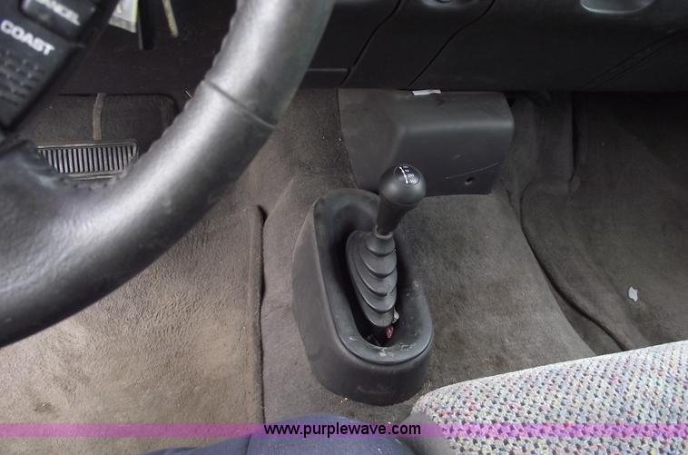 image for item C5681 1998 Dodge Ram 1500 Sport pickup truck