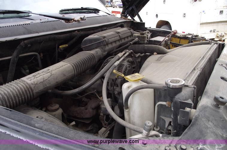 image for item C5681 1998 Dodge Ram 1500 Sport pickup truck