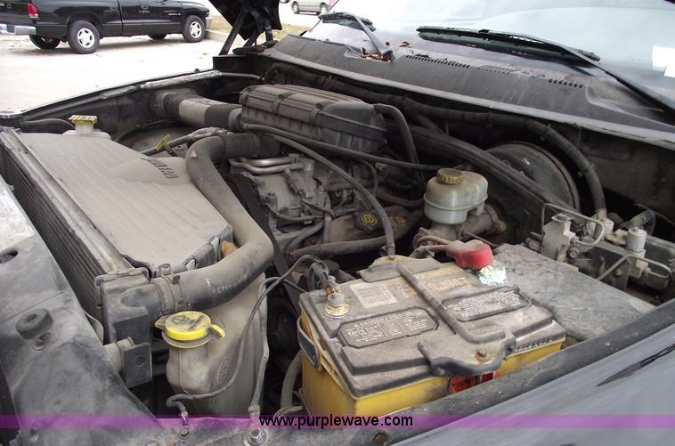 image for item C5681 1998 Dodge Ram 1500 Sport pickup truck