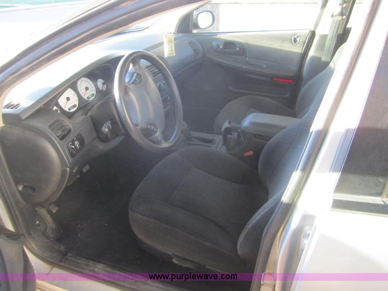 image for item C9872 2001 Dodge Intrepid SE