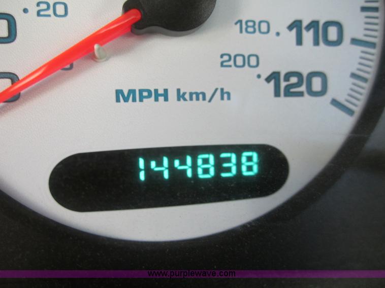 image for item C9872 2001 Dodge Intrepid SE