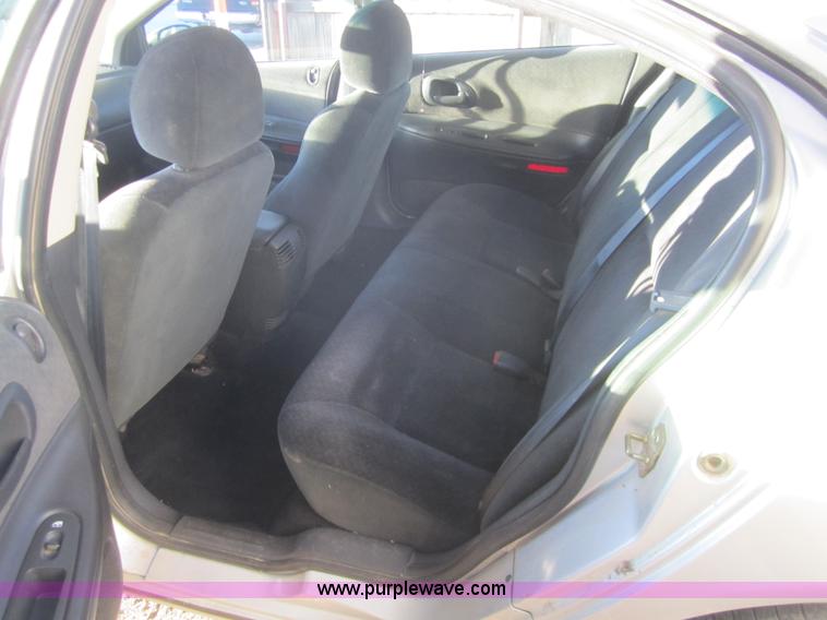 image for item C9872 2001 Dodge Intrepid SE