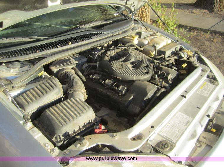 image for item C9872 2001 Dodge Intrepid SE