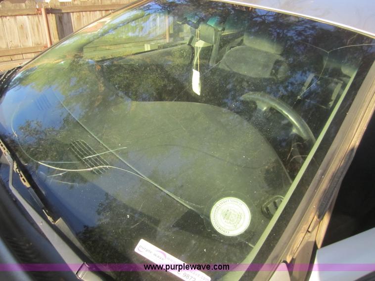 image for item C9872 2001 Dodge Intrepid SE