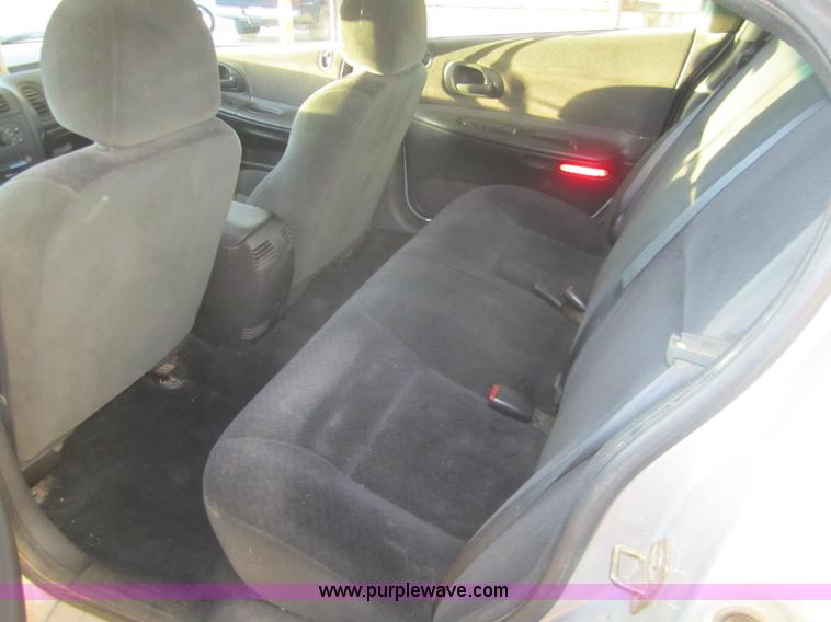 image for item C9872 2001 Dodge Intrepid SE