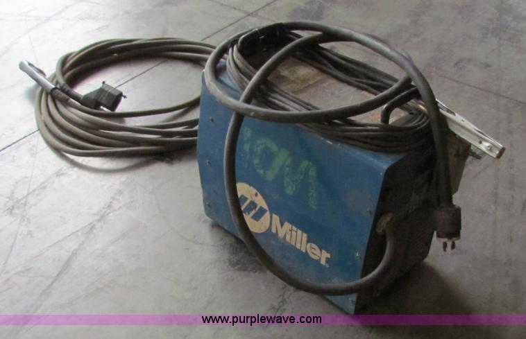 image for item D9056 Miller Spectrum 1000 plasma cutter