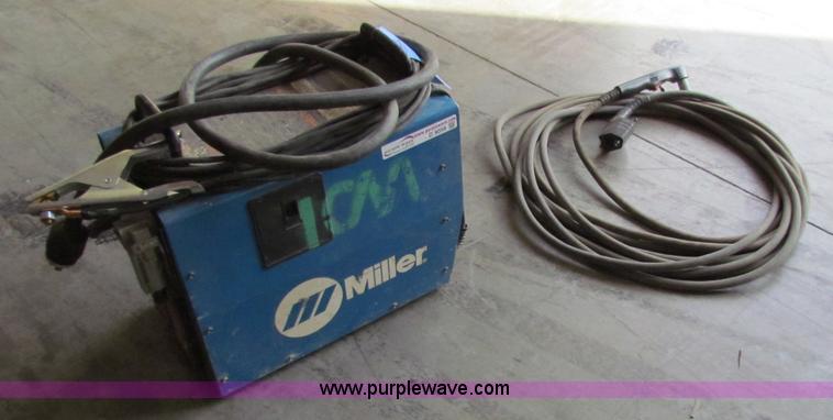 image for item D9056 Miller Spectrum 1000 plasma cutter