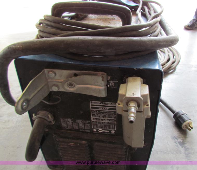 image for item D9060 Miller Spectrum 1000 plasma cutter