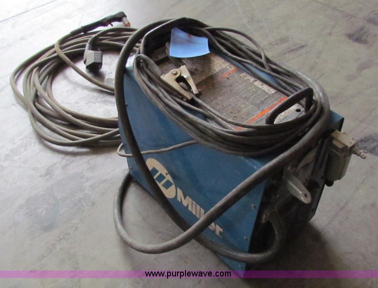 image for item D9061 Miller Spectrum 1000 plasma cutter