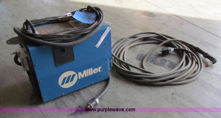 image for item D9061 Miller Spectrum 1000 plasma cutter