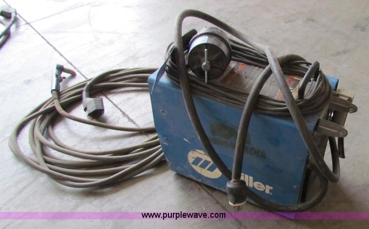 image for item D9062 Miller Spectrum 1000 plasma cutter