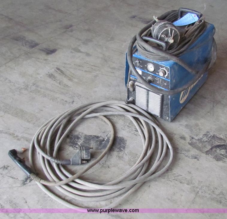 image for item D9062 Miller Spectrum 1000 plasma cutter