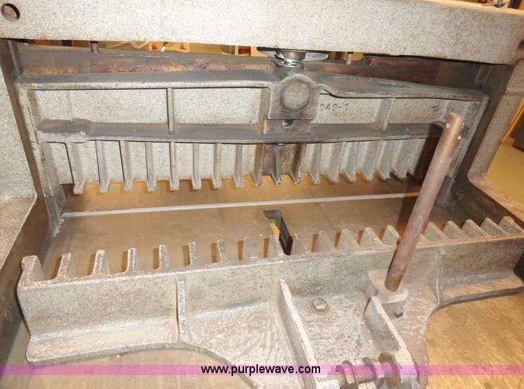 image for item F9453 Challenge HL paper cutter