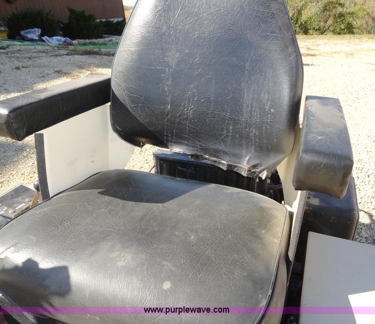 image for item F9458 Grasshopper 614 zero turn mower