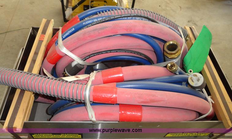 image for item F9489 Multiquip EsSick texture machine