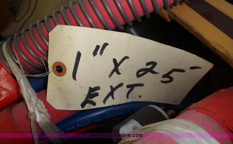 image for item F9489 Multiquip EsSick texture machine