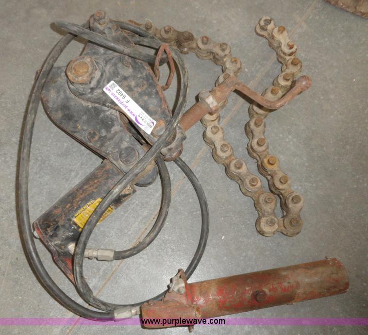 Cast iron pipe breaker in Manhattan, KS Item F9492 sold Purple Wave