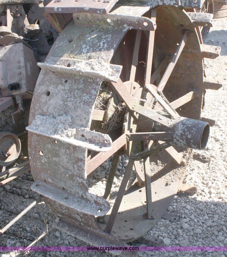 image for item A2380 Rumely L 1225 tractor