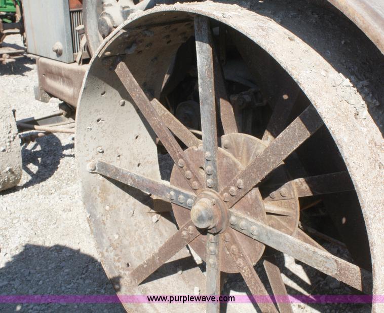 image for item A2381 1928 Advance Rumely oil pull X25/40 tractor
