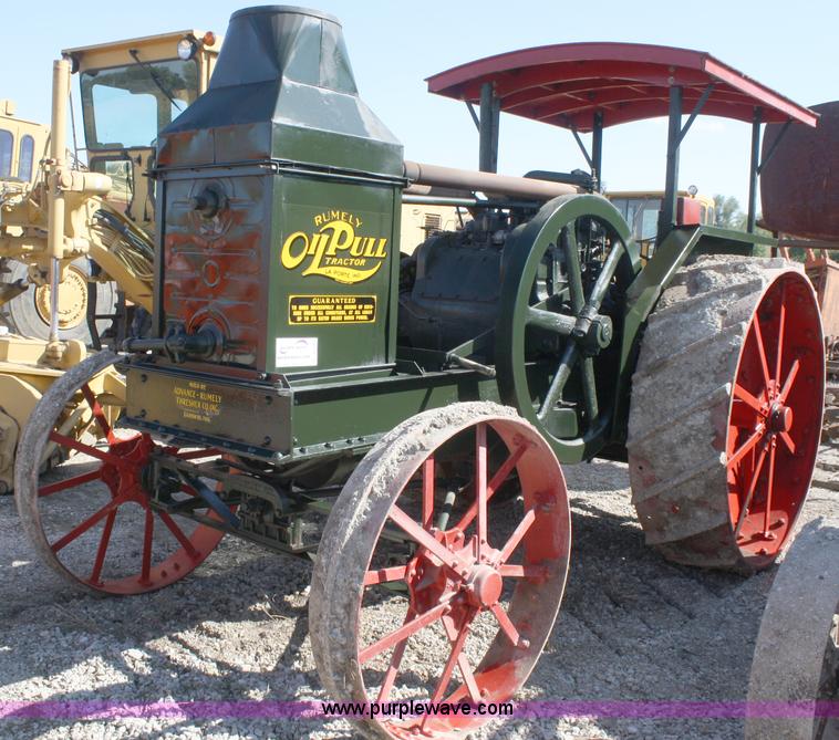 image for item A2382 1923 Advance Rumely oil pull G20/40 tractor
