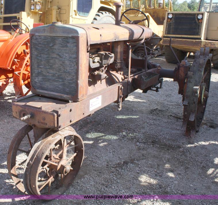 image for item A2386 Allis WC tractor