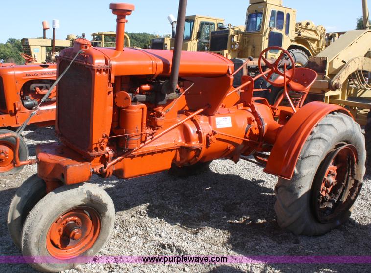 image for item A2392 Allis Chalmers UC 1350 tractor
