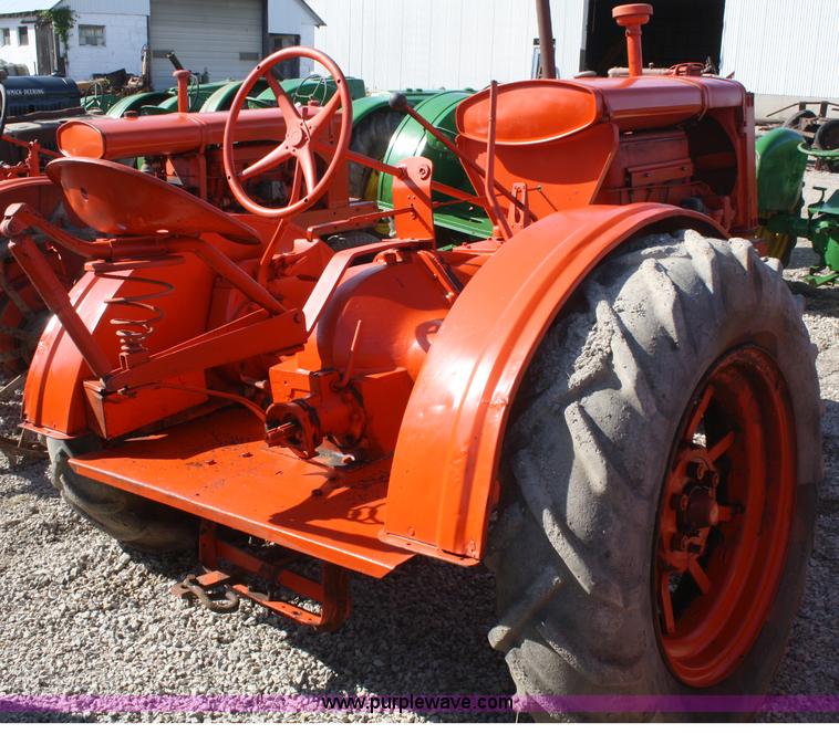 image for item A2392 Allis Chalmers UC 1350 tractor