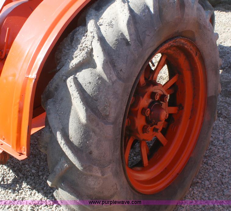 image for item A2392 Allis Chalmers UC 1350 tractor