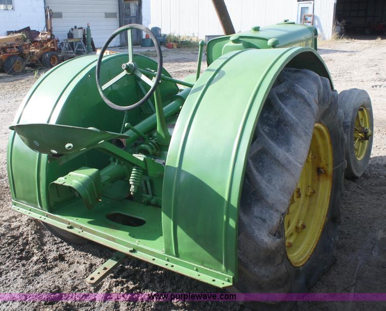 image for item A2397 John Deere D tractor