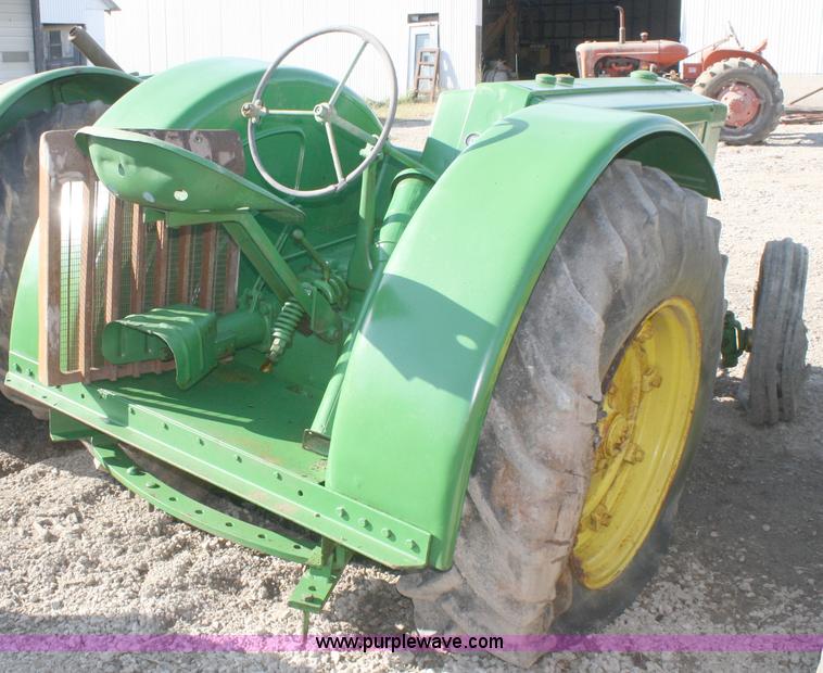 image for item A2399 John Deere D tractor