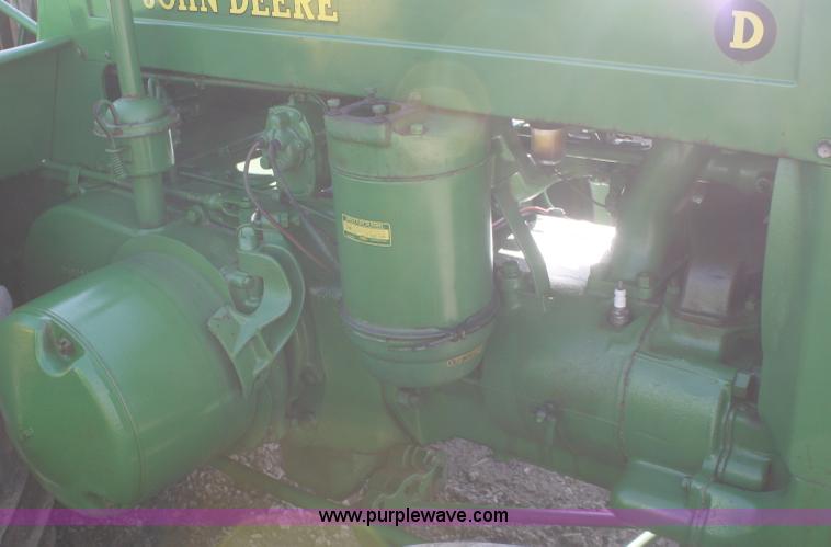 image for item A2399 John Deere D tractor