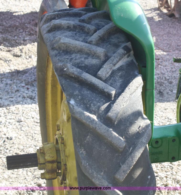 image for item A2401 John Deere H tractor