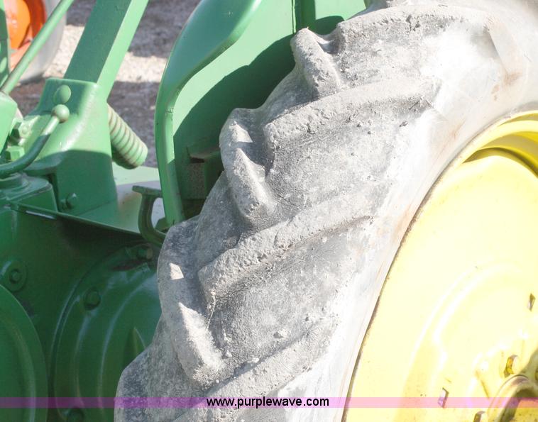 image for item A2401 John Deere H tractor