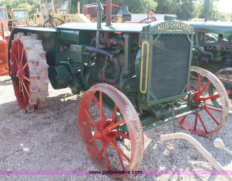 image for item A2403 1918 Allis 1530 tractor