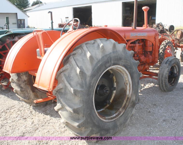 image for item A2404 Allis Chalmers A tractor