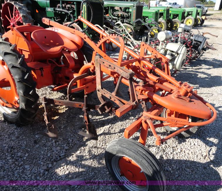 image for item A2409 Allis Chalmers G tractor